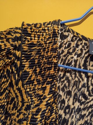Vestido Leopardo Negro y Dorado