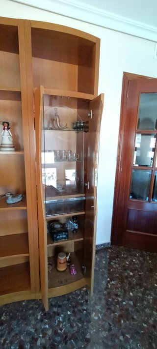 Mueble modular salón madera y cristal