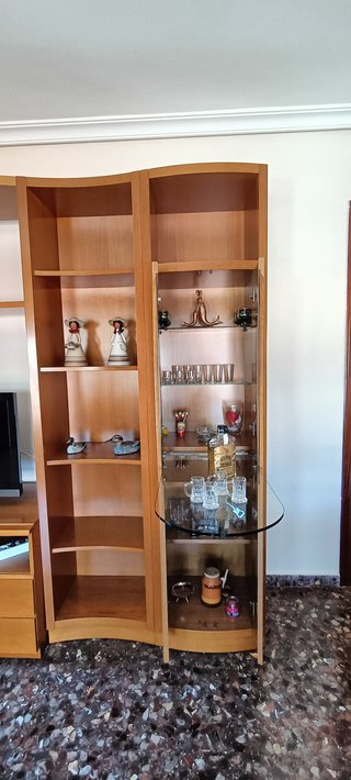 Mueble modular salón madera y cristal