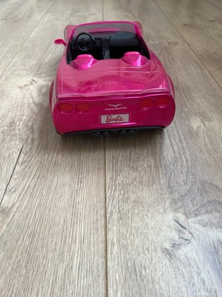 Coche deportivo Barbie rosa brillante
