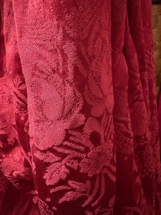 Traje de Fallera granate usado 2 veces sin manchas