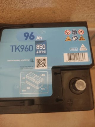 Batería AGM 96Ah 850A