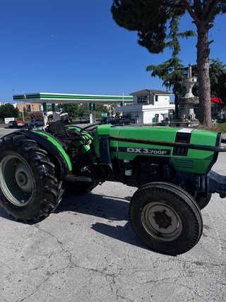 Tractor Deutz DX 3700F