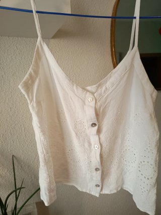 Top blanco bordado hippie