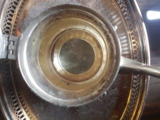 Antigua cafetera o tetera de alpaca con marcaje