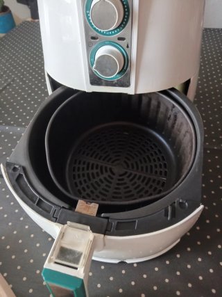 Freidora de aire KUBO 2.5L 1500W blanca