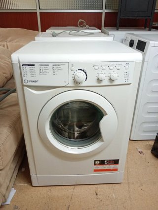 Lavadora Indesit 6kg 1000 RPM