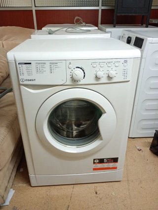 Lavadora Indesit 6kg 1000 RPM