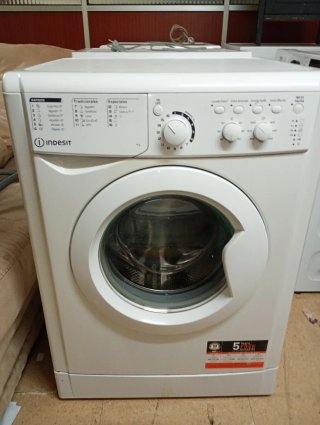 Lavadora Indesit 6kg 1000 RPM