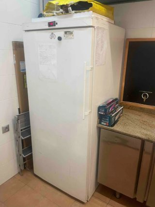 3-Congelador 14 cajones. 472L. Liebher G 5216 20A