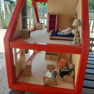 Casa de muñecas BeeBoo
