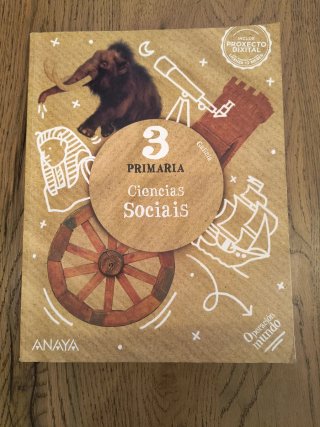Ciencias Sociais 3.
