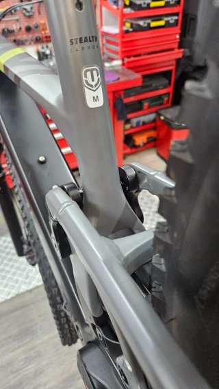 Mondraker Crafty Carbon R 2025