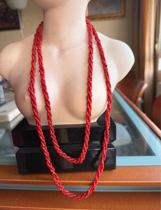 Collar protección afrocubano coral Regla de Ocha