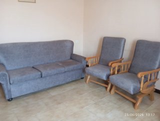 Sofá y 2 Mecedoras Tela y Madera
