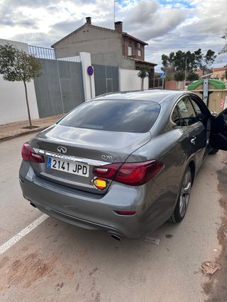 Infiniti Q70 2.2 170c automatico