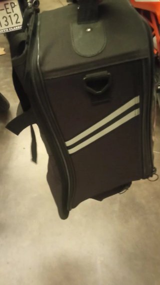 Bolsa depósito imanes moto