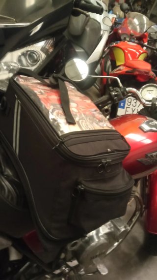 Bolsa depósito imanes moto