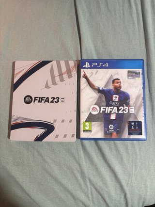 FIFA 23 PS4 con caja metálica