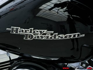 HARLEY-DAVIDSON STREET GLIDE SPECIAL