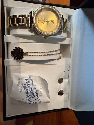 Conjunto Tous: Reloj y Collar,