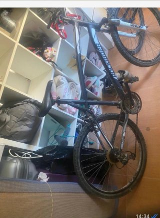 Bicicleta ROCKRIDER Negra y Blanca