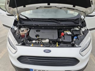 Ford E-Transit Courier 2016