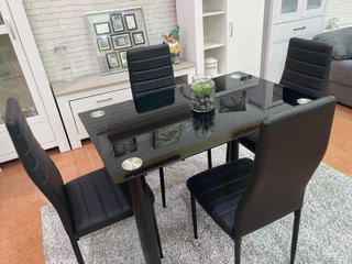 Mesa Cristal Templado + 4 Sillas Polipiel