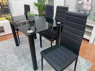 Mesa Cristal Templado + 4 Sillas Polipiel