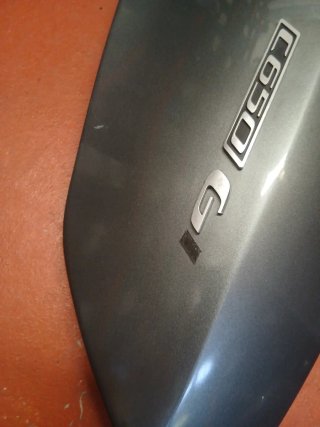 Tapa Lateral Derecha C650GT 2014