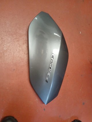 Tapa Lateral Derecha C650GT 2014