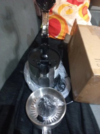 Exprimidor eléctrico