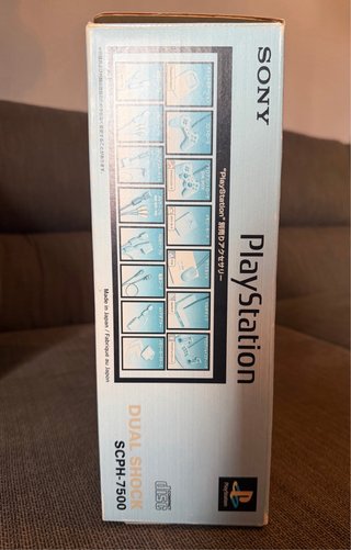 PlayStation 1 Japonesa con caja