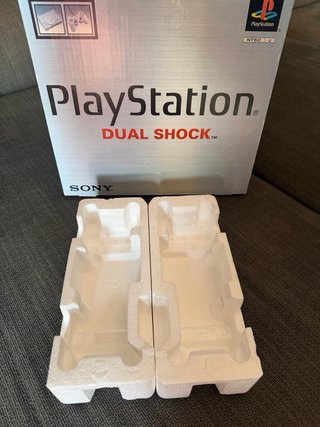 PlayStation 1 Japonesa con caja