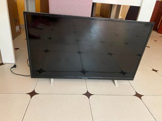 Televisión Thomson 40 Smart TV,con mando universal