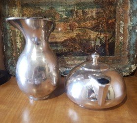 Joyería lechera y cafetera con marcaje