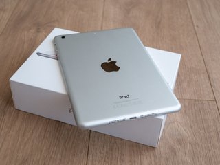 iPad mini 2 Retina 16GB Wi-Fi Plata + Caja