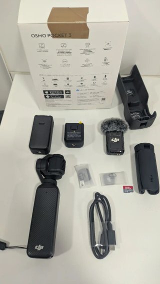 DJI Osmo Pocket 3 Creator Combo
