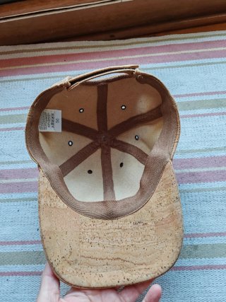 Gorra de corcho beige