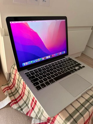 MacBook Pro 2015 i5/8/256