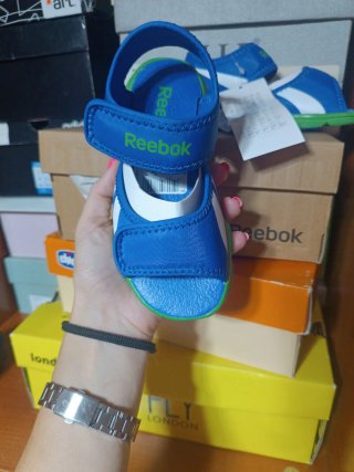 Sandalias Reebok Talla 26,5