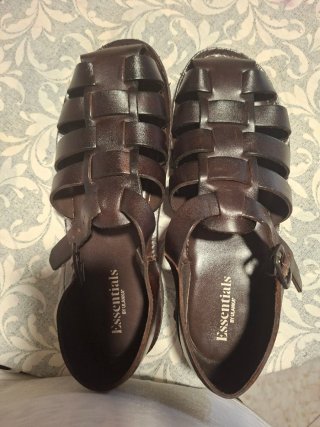 Sandalias de piel marrones talla 43