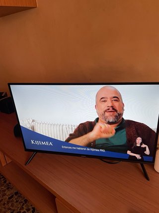 Televisor Huawei Negro . 34 pulgadas