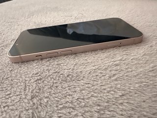 iPhone 13 Rosa