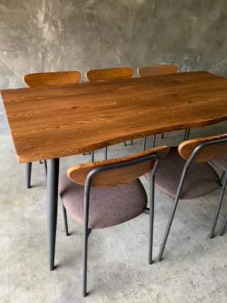 Mesa de comedor y 6 sillas