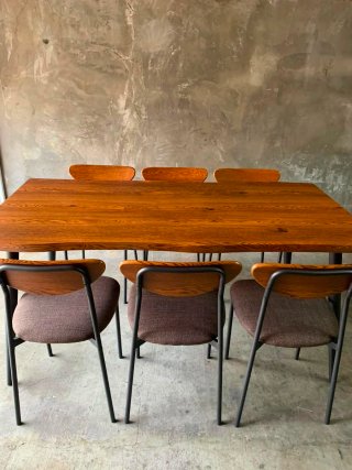 Mesa de comedor y 6 sillas