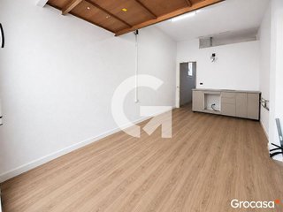 Local comercial en venta en Horta en Barcelona