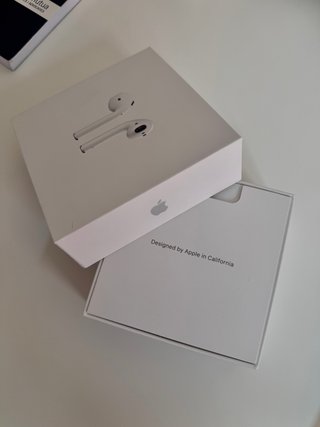 Airpods 2da Generación con Estuche de Carga