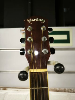 Guitarra Acústica Martinez