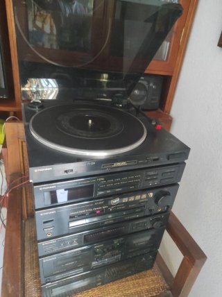 Equipo Pioner XD-Z84T y PL-Z94 con altavoces